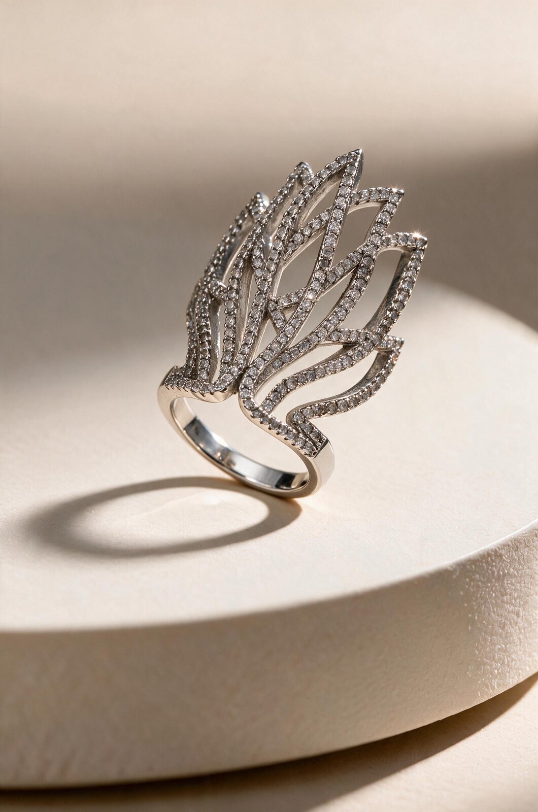 Wing ring, No. 006 — Romae